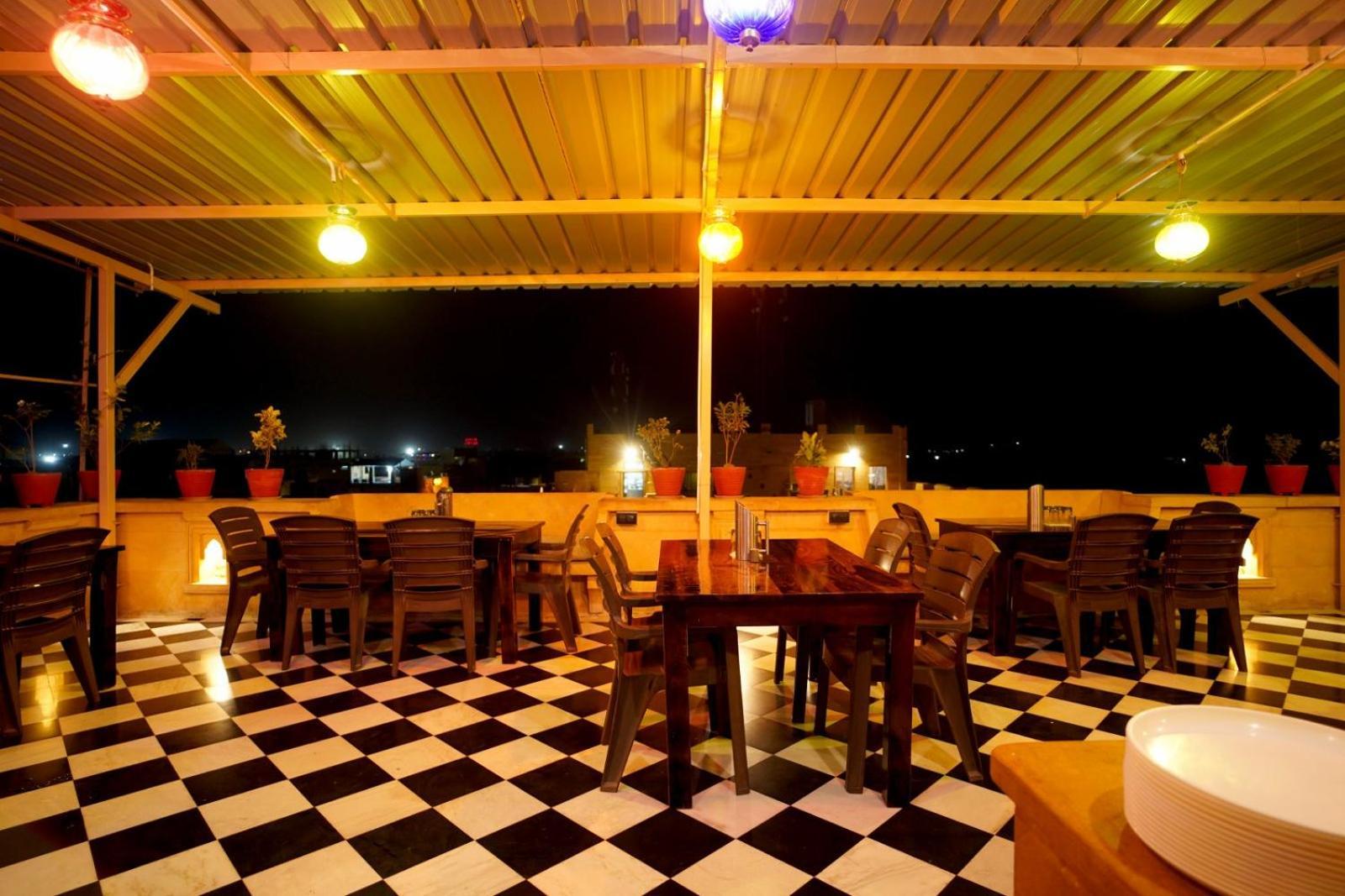 Hotel Vasshifa Palace Jaisalmer Exterior photo